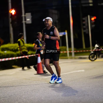 Runner Photo 3664902