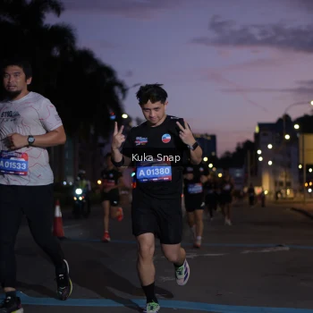 Runner Photo 3664918