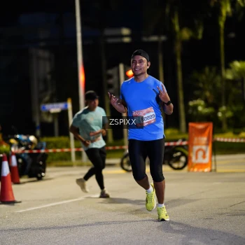 Runner Photo 3665056