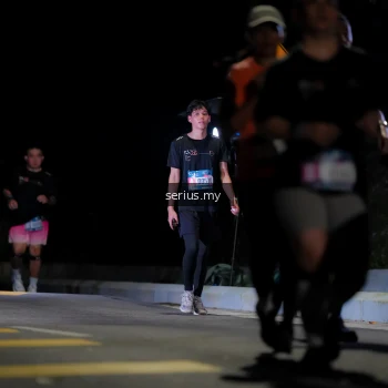 Runner Photo 3665065