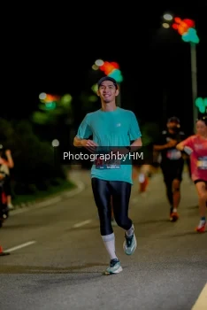 Runner Photo 3665137
