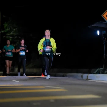 Runner Photo 3665275