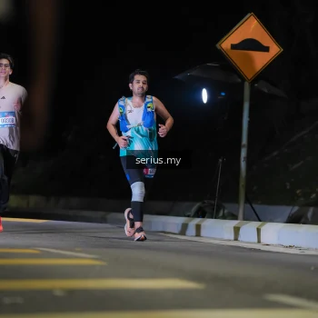 Runner Photo 3665296