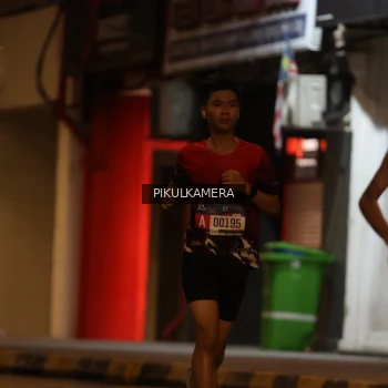 Runner Photo 3665308