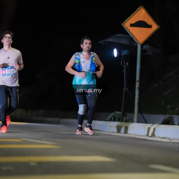 Runner Photo 3665309
