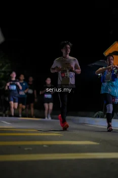 Runner Photo 3665350