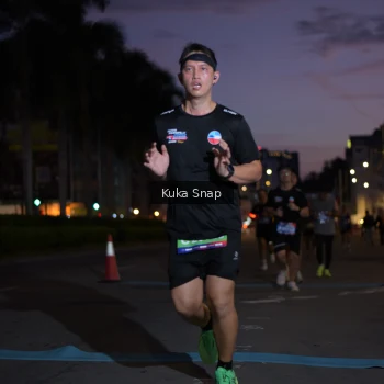 Runner Photo 3665373