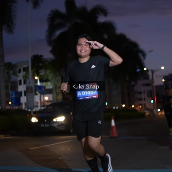 Runner Photo 3665380