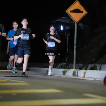 Runner Photo 3665389