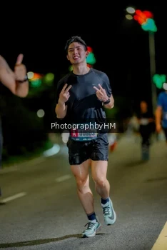 Runner Photo 3665395