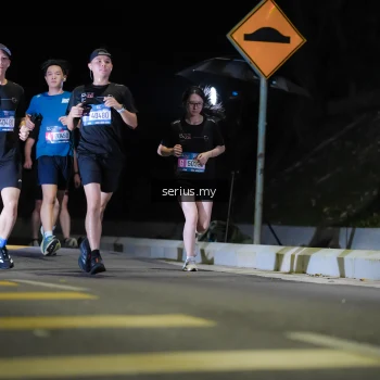 Runner Photo 3665396