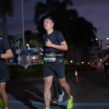 Runner Photo 3665428