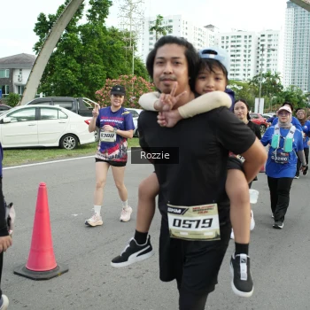 Runner Photo 3665450