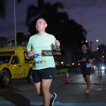 Runner Photo 3665548