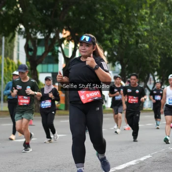 Runner Photo 3665582