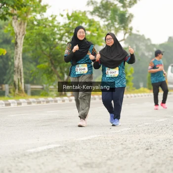 Runner Photo 3665595