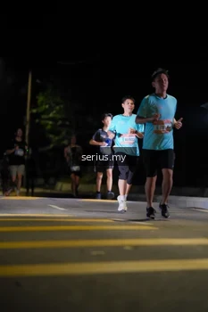 Runner Photo 3665596
