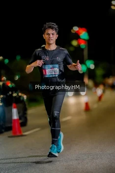 Runner Photo 3665618