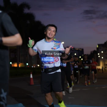 Runner Photo 3665622