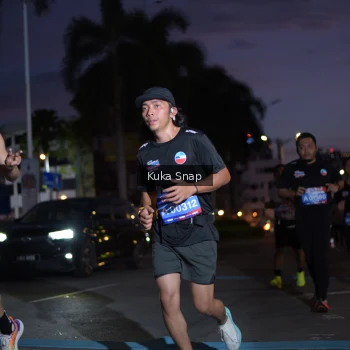 Runner Photo 3665642