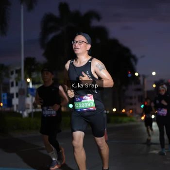 Runner Photo 3665659