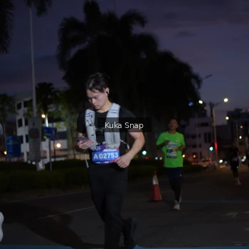 Runner Photo 3665694