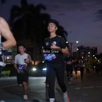 Runner Photo 3665711