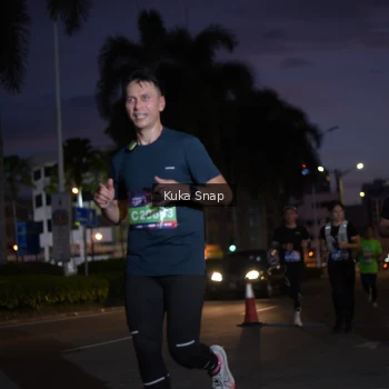 Runner Photo 3665725