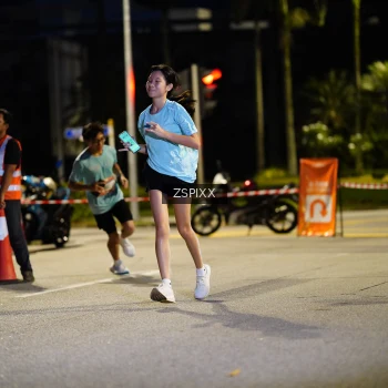 Runner Photo 3665748