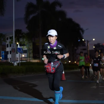 Runner Photo 3665750