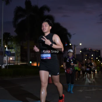 Runner Photo 3665765