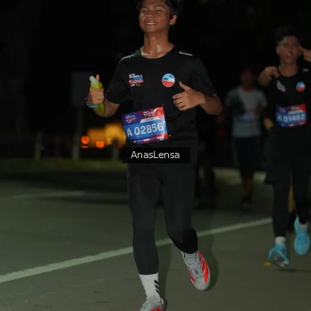 Runner Photo 3665768