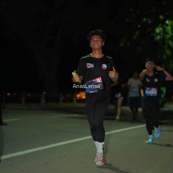 Runner Photo 3665778