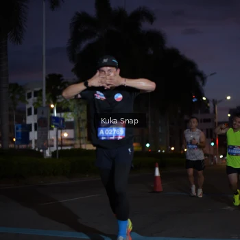 Runner Photo 3665782