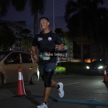 Runner Photo 3665788