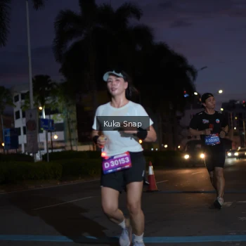 Runner Photo 3665811
