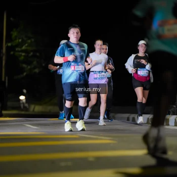 Runner Photo 3665812