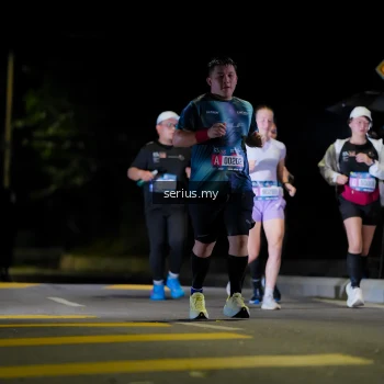 Runner Photo 3665825