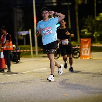 Runner Photo 3665898