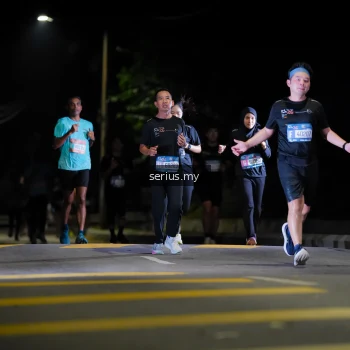 Runner Photo 3665918