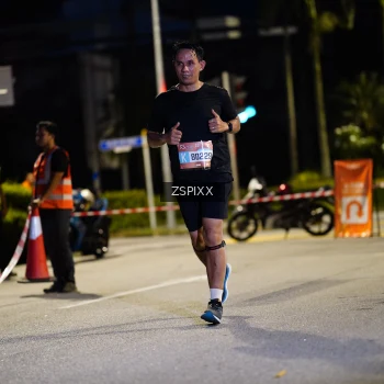 Runner Photo 3665929
