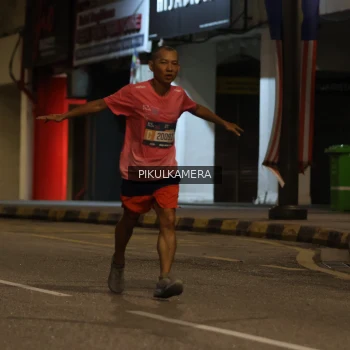 Runner Photo 3665983