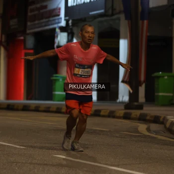 Runner Photo 3665989