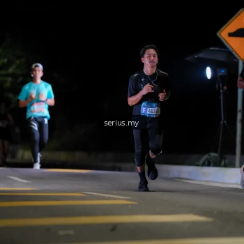 Runner Photo 3665991