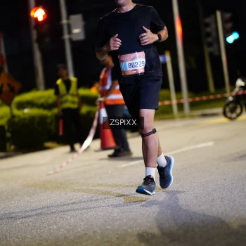 Runner Photo 3665996