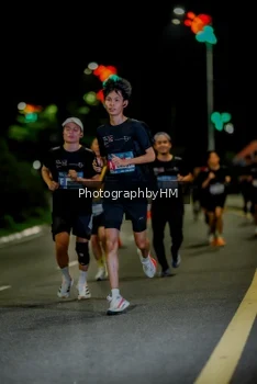 Runner Photo 3666000