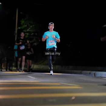 Runner Photo 3666005