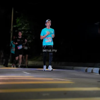 Runner Photo 3666006