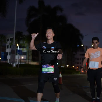 Runner Photo 3666007