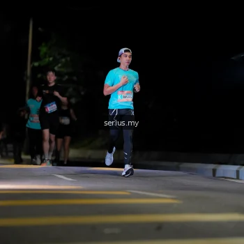 Runner Photo 3666011